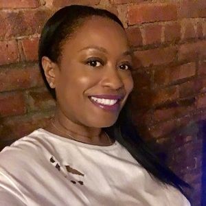 Meet your Posher, Lavonne